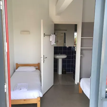 Bella Vista Guest Center Pays Basque